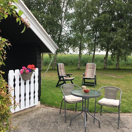 Stunning Romantik Cabin Close To Baltic Sea Villa Idestrup Exterior foto