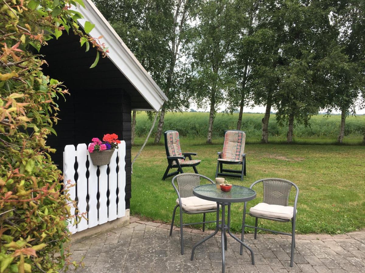Stunning Romantik Cabin Close To Baltic Sea Villa Idestrup Exterior foto